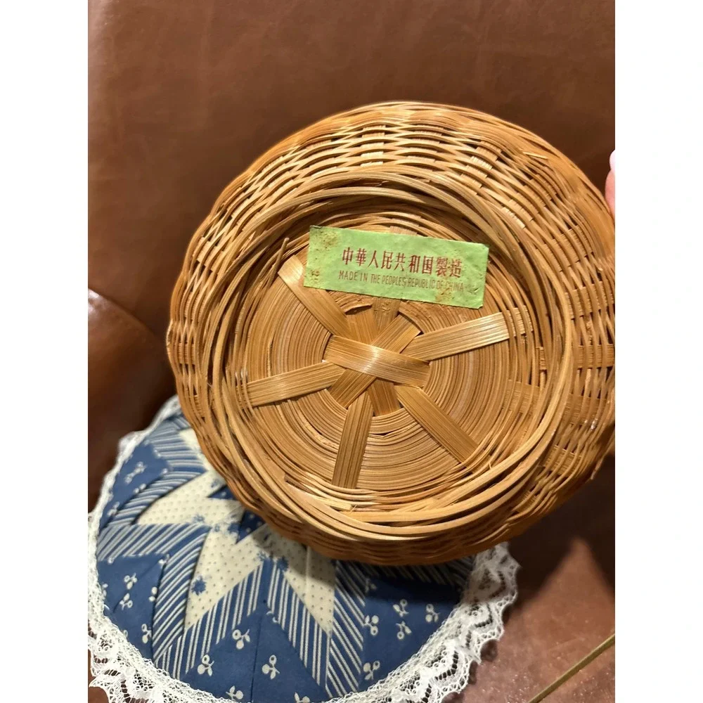Vintage Wicker Sewing Basket Pincushion Lid Blue Star Fabric Lace Trim 7.5in